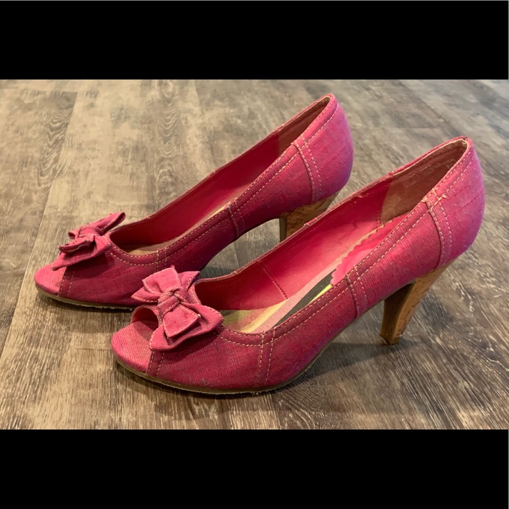 MADDEN GIRL FUCHSIA CORK HEELS w/ BOW, SIZE 10